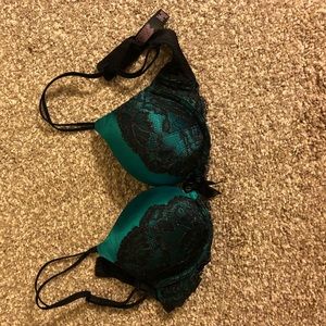Victoria Secret Push up Bra